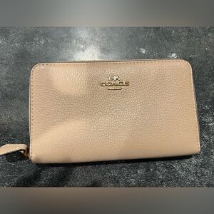 Coach medium ID zip wallet